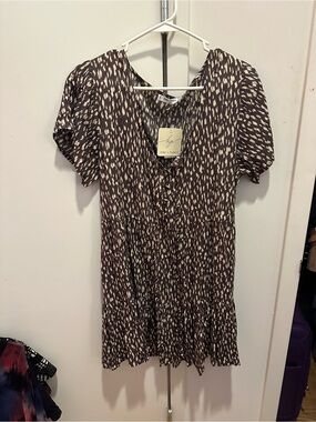 🆕 Boutique Brown and Cream Printed Short Sleeve Dress
